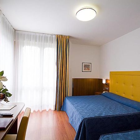 Hotel Ariston Бибионе Экстерьер фото